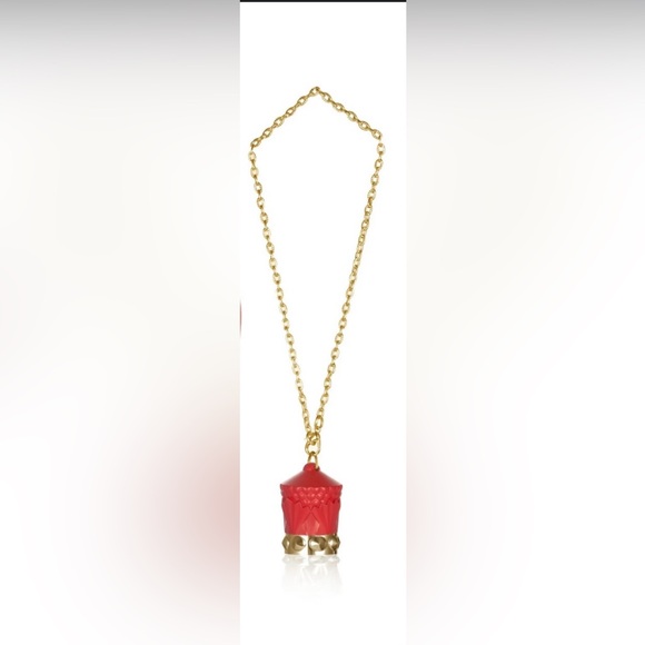 Red Matte Lipstick with Gold Chain Cap - Picture 2 of 5